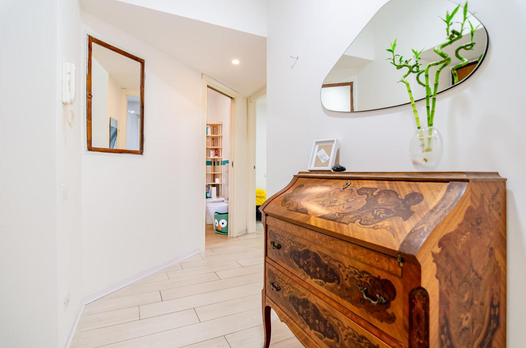 Dimora Clodia-casa Intera Con Stanza Privata E Bagno In Condivisione Gasthof *