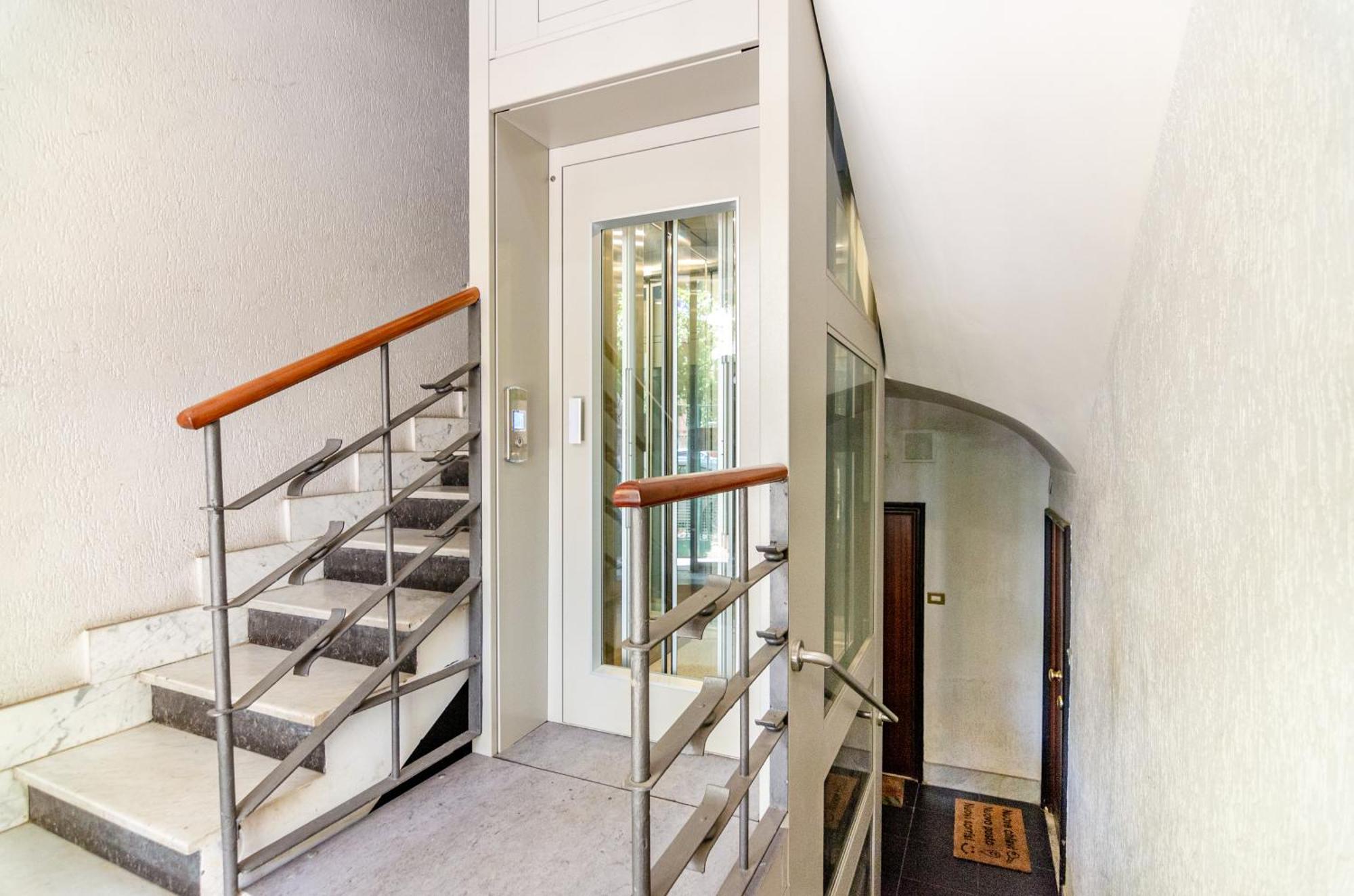 Dimora Clodia-casa Intera Con Stanza Privata E Bagno In Condivisione *